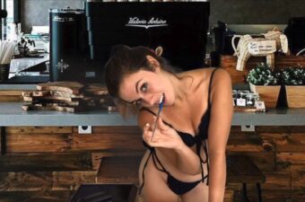 Thumbnail for Miss Bell ASMR Bikini Barista Video Leaked